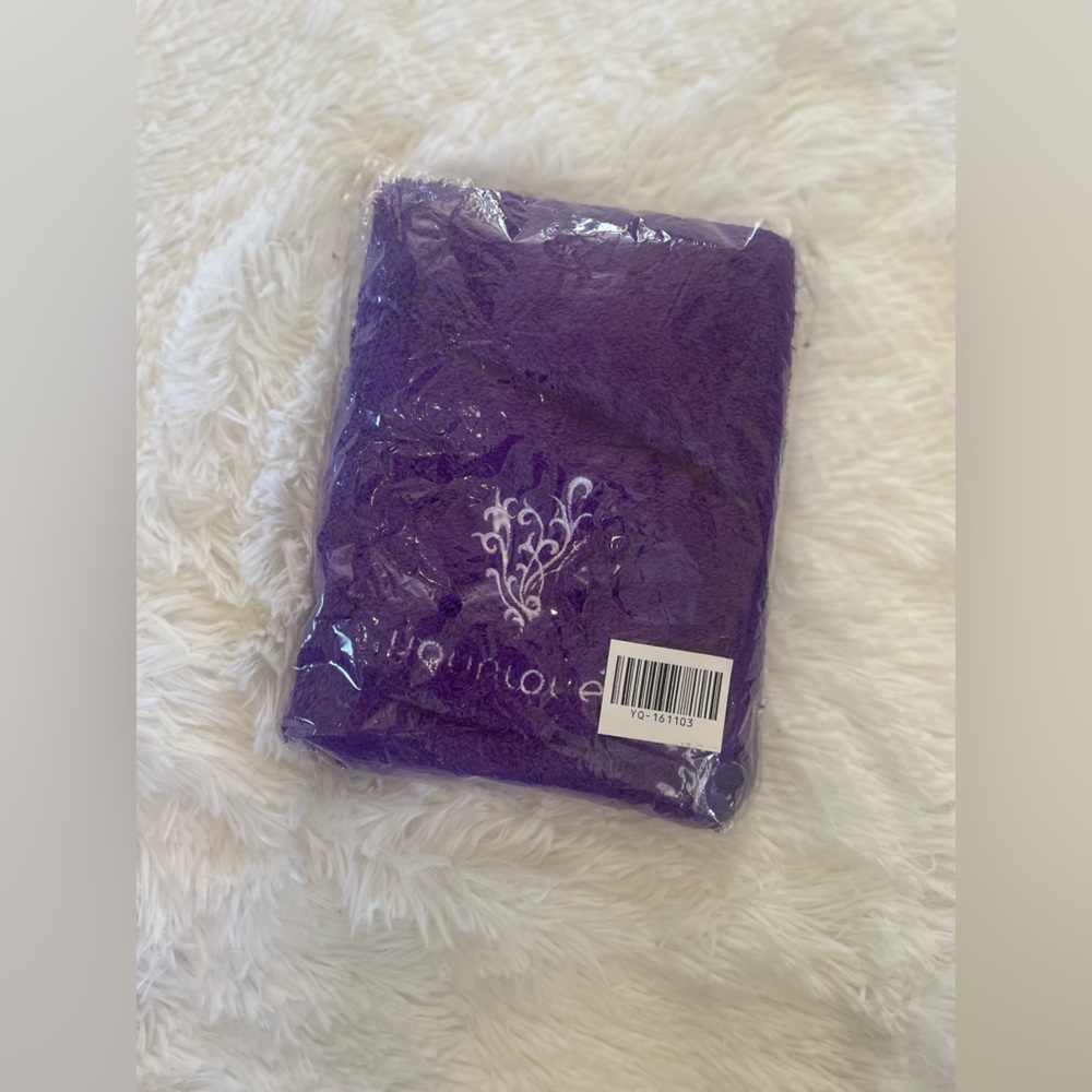 Younique hair towel